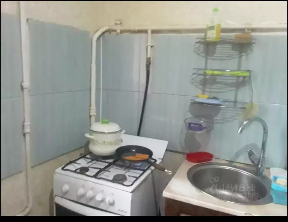 Комната Санкт-Петербург 17-я Васильевского острова линия, 38 (28.0 м) - Фото 1