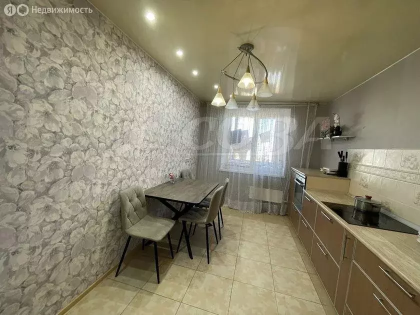4-комнатная квартира: Тюмень, улица Монтажников, 17/1 (107 м) - Фото 1