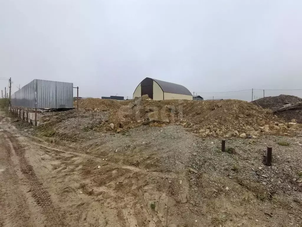 Склад в Сахалинская область, Южно-Сахалинск Ягодка ДНТ,  (130 м) - Фото 1