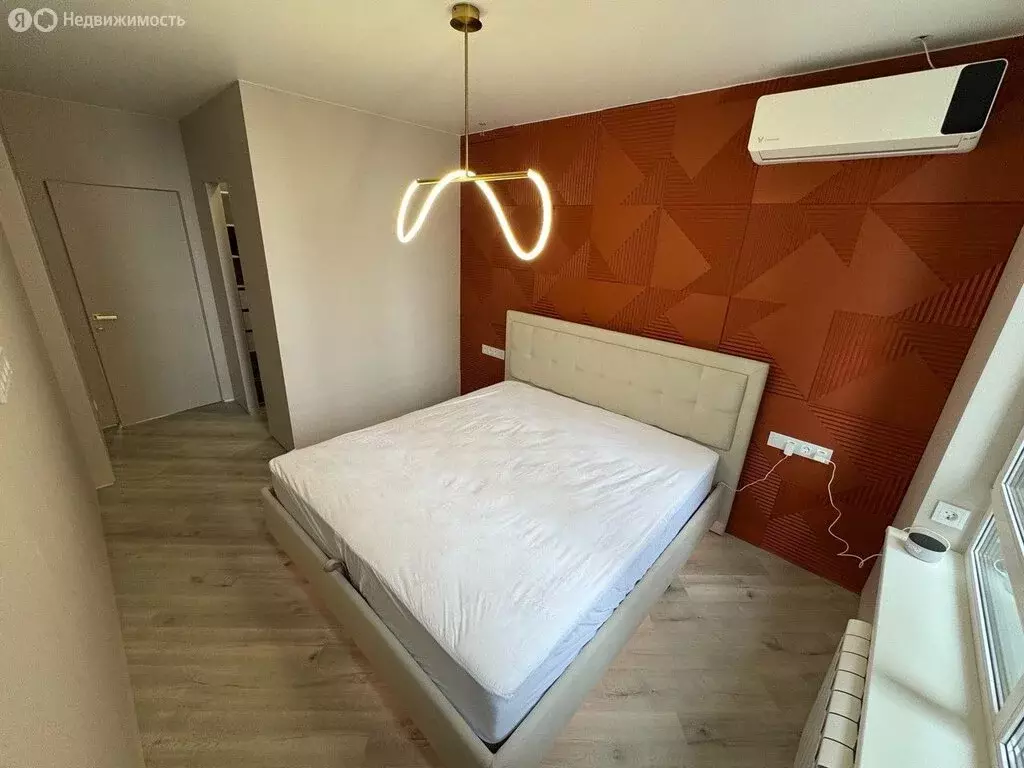 3-комнатная квартира: Краснодар, улица Ивана Беличенко, 90к2 (73 м) - Фото 1