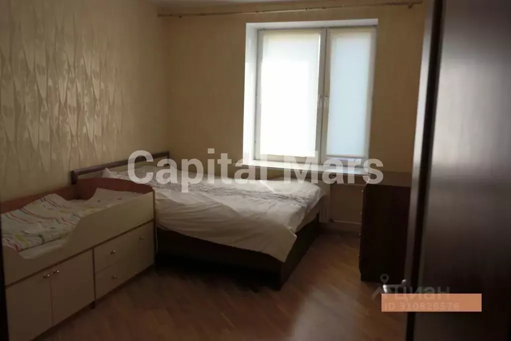 2-к кв. Санкт-Петербург ул. Бадаева, 8к3 (73.0 м) - Фото 1