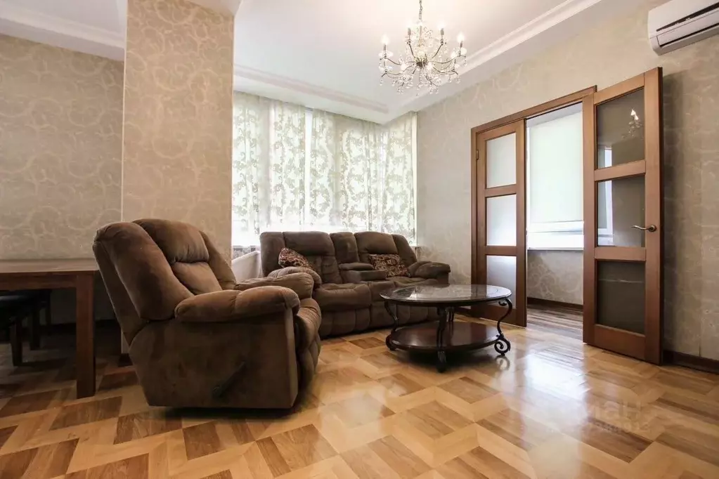 3-к кв. Санкт-Петербург ул. Типанова, 27/39 (110.0 м) - Фото 1