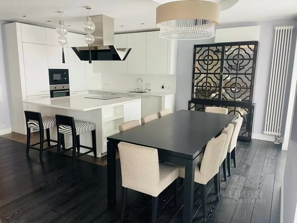 3-к кв. Москва ул. Покрышкина, 3 (150.0 м) - Фото 1