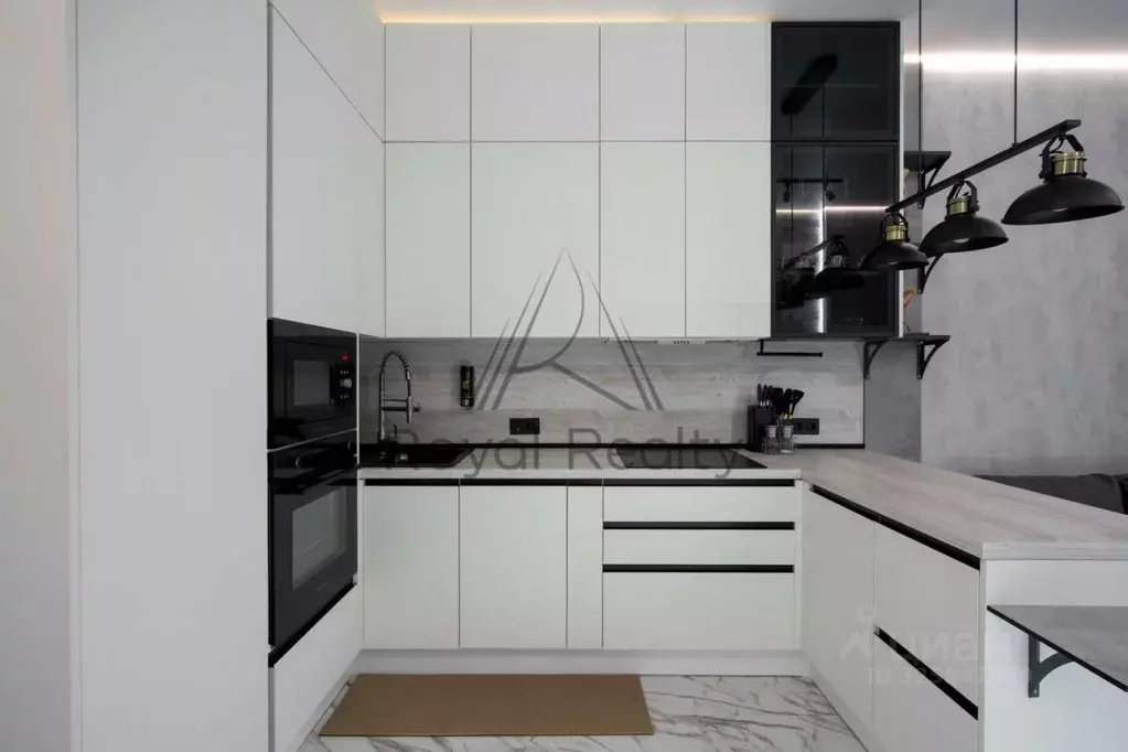 3-к кв. Санкт-Петербург ул. Александра Матросова, 1 (102.0 м) - Фото 1