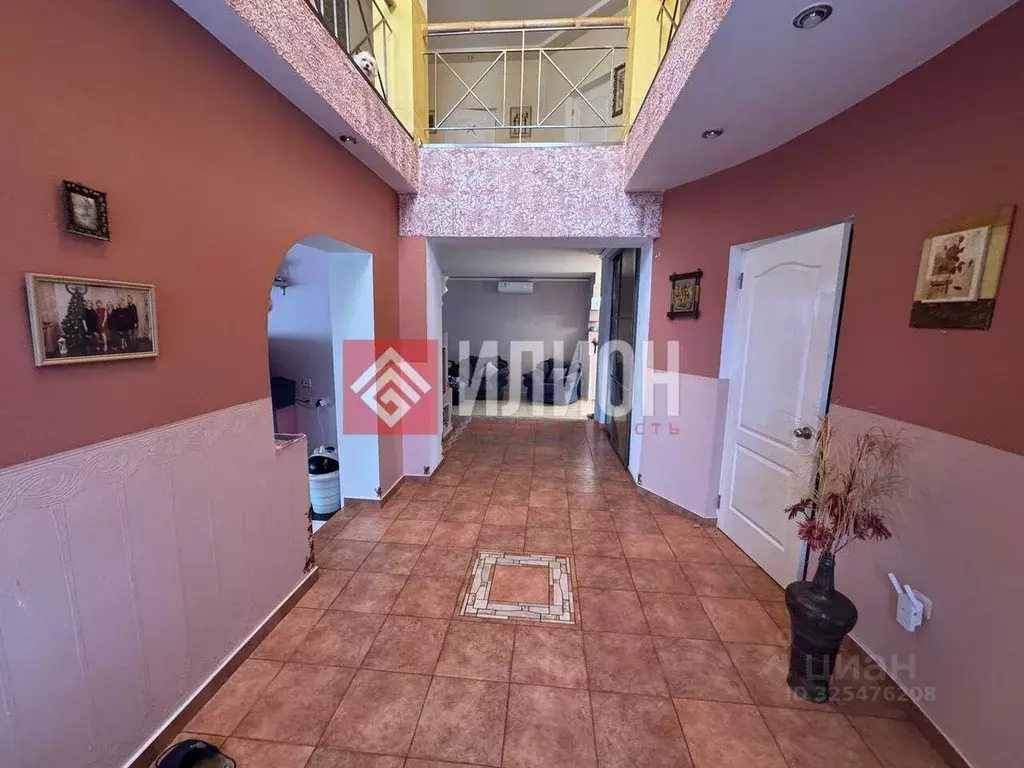 Дом в Крым, Симферопольский район, с. Мирное ул. Лесная, 7 (282 м) - Фото 2