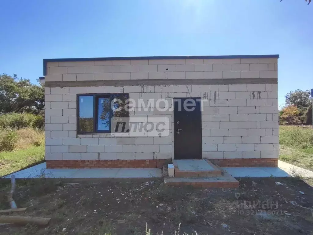 Дом в Краснодарский край, Приморско-Ахтарск Альфа СТ, ул. Зеленая (40 ... - Фото 1