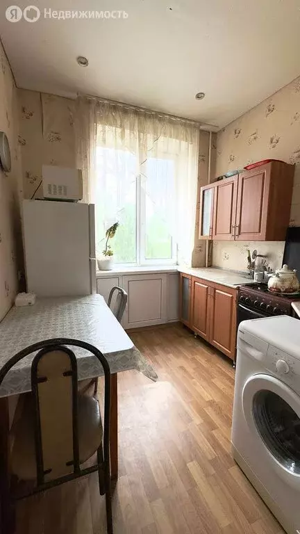 1-комнатная квартира: Октябрьский, улица Губкина, 1 (31 м) - Фото 0