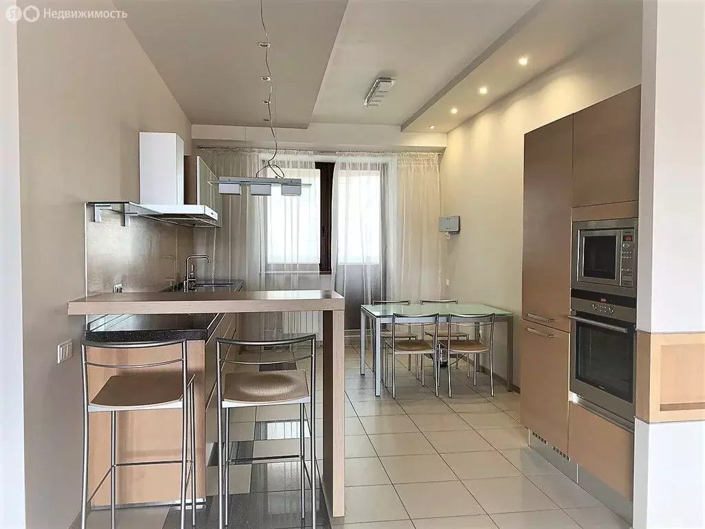 3-комнатная квартира: Красноярск, проспект Мира, 105Д (147 м) - Фото 1