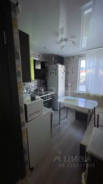 2-к кв. Ямало-Ненецкий АО, Новый Уренгой Советский мкр, 2/4 (53.0 м) - Фото 2