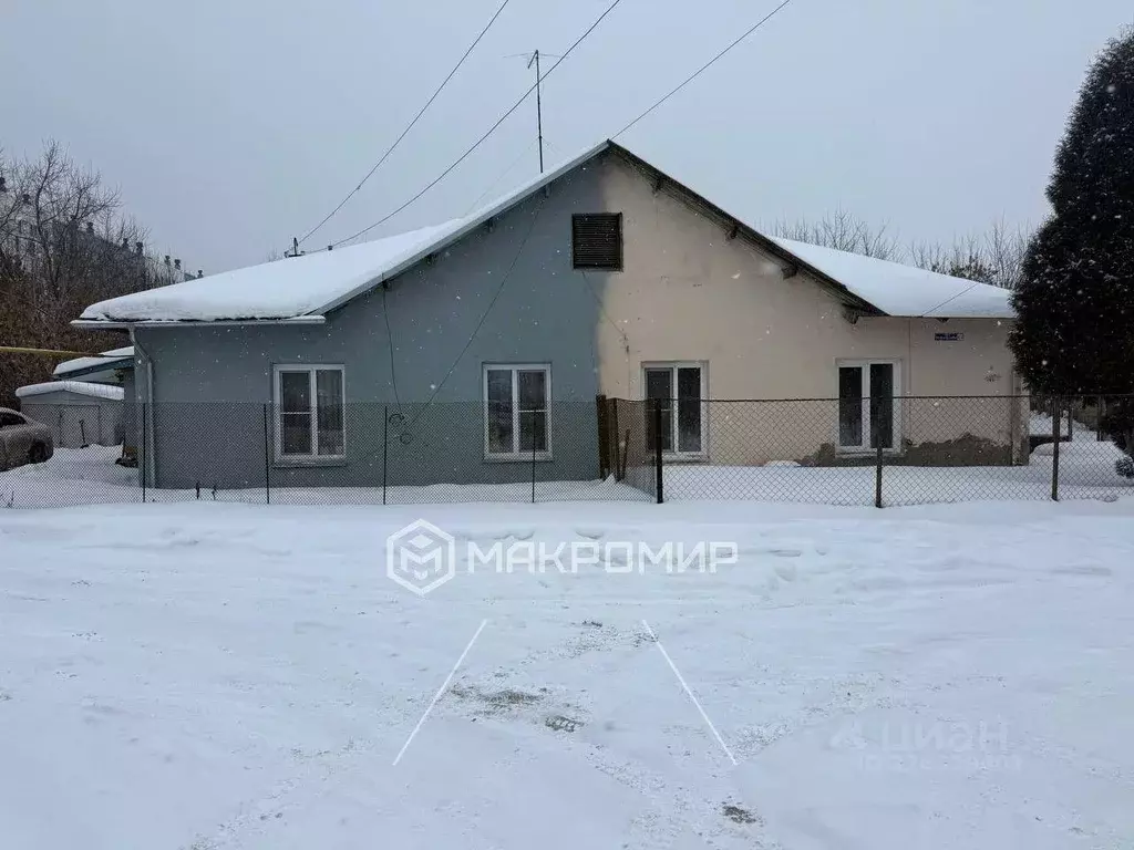 Дом в Челябинская область, Челябинск Нефтебазовая ул., 8 (63 м) - Фото 2