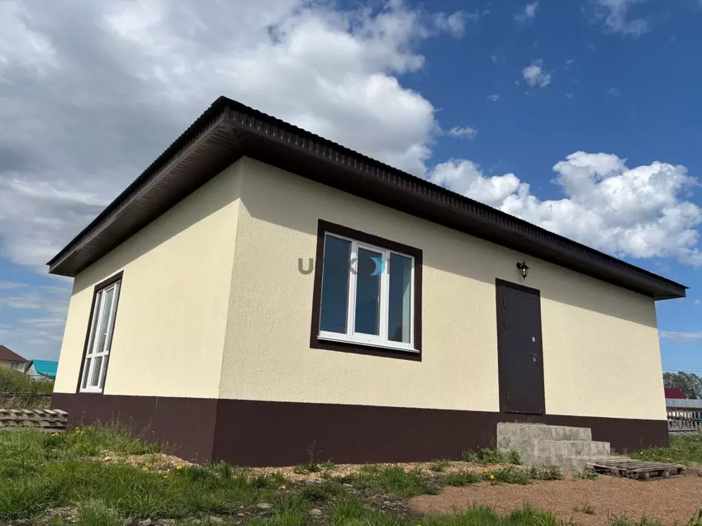 Дом в Башкортостан, Уфимский район, Кирилловский сельсовет, д. ... - Фото 0