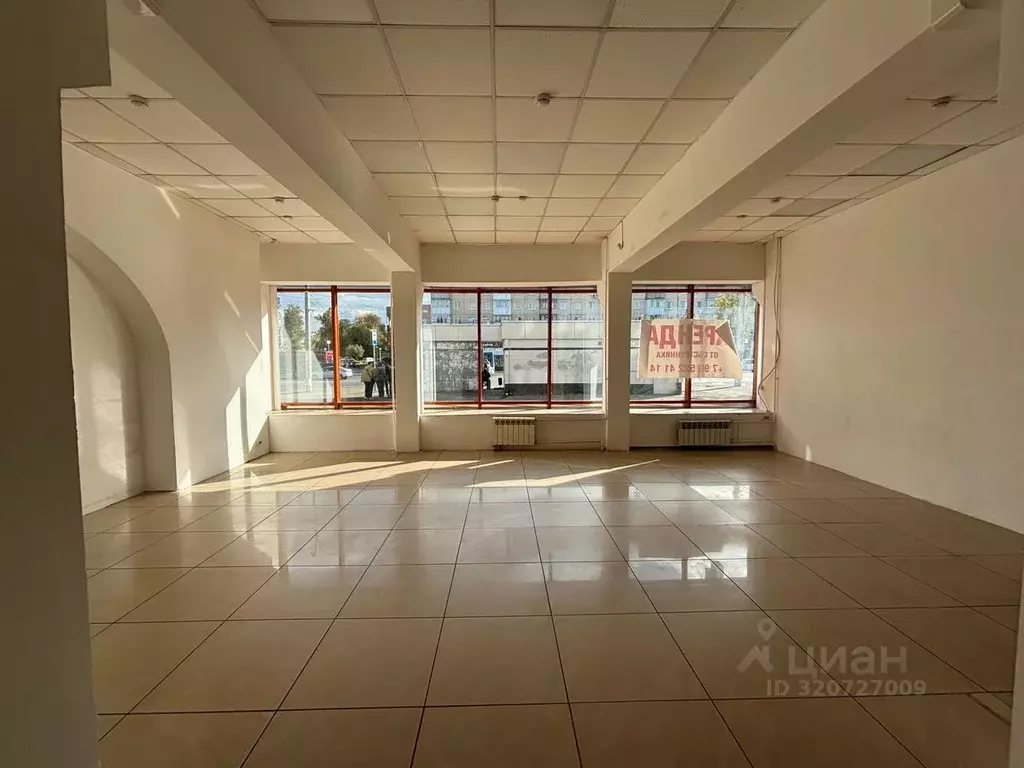 Торговая площадь в Кемеровская область, Кемерово просп. Ленина, 114 ... - Фото 2