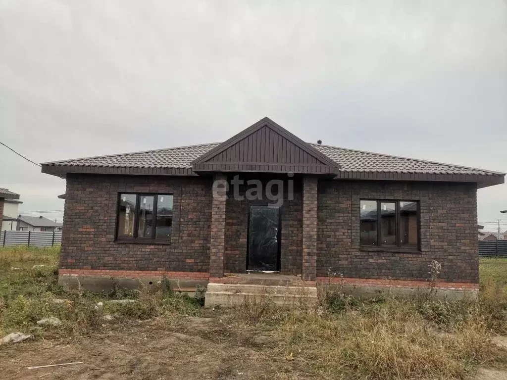 Дом в Башкортостан, Иглинский район, с. Акбердино  (100 м) - Фото 0