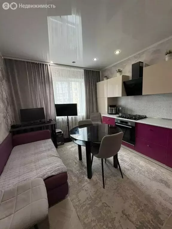1-комнатная квартира: Брянск, улица Романа Брянского, 25 (45 м) - Фото 1