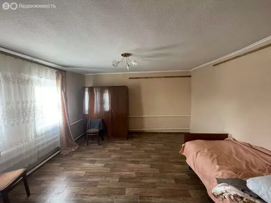 Дом в село Новогремяченское, Октябрьская улица (66 м) - Фото 1