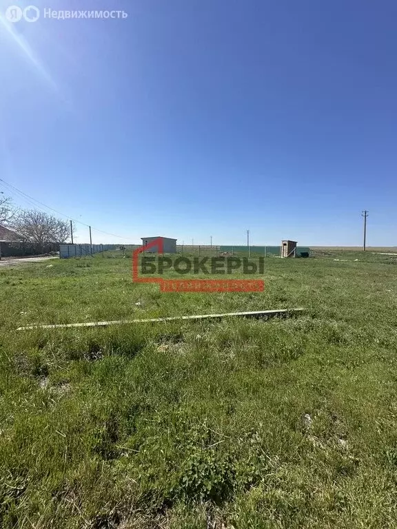 Участок в Сакский район, Охотниковское сельское поселение, село ... - Фото 0