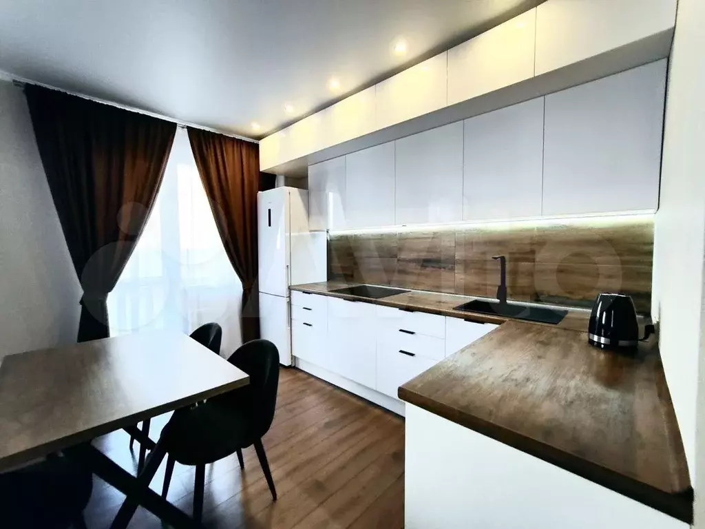 2-к. квартира, 55 м, 4/9 эт. - Фото 1