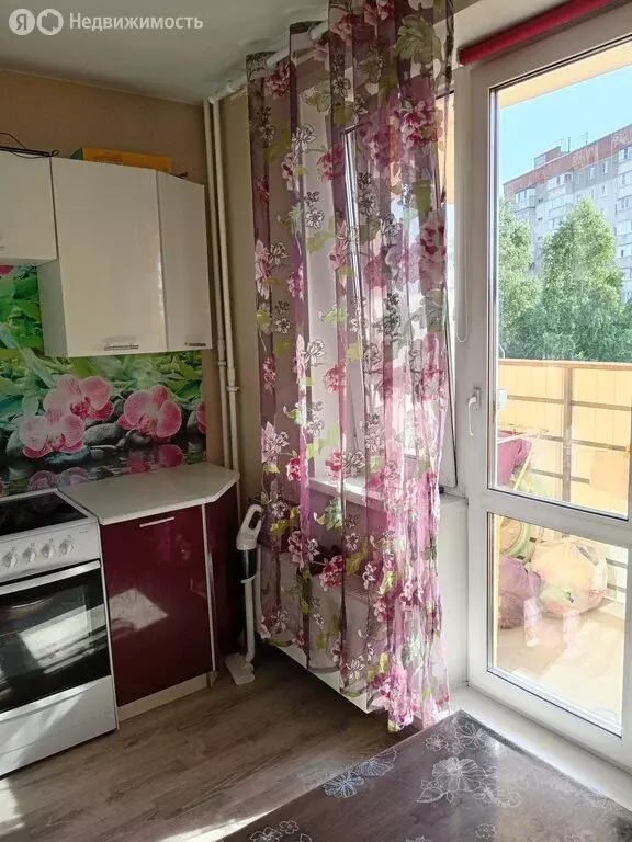 1-комнатная квартира: Курган, жилой район Заозёрный, 1-й микрорайон, ... - Фото 0