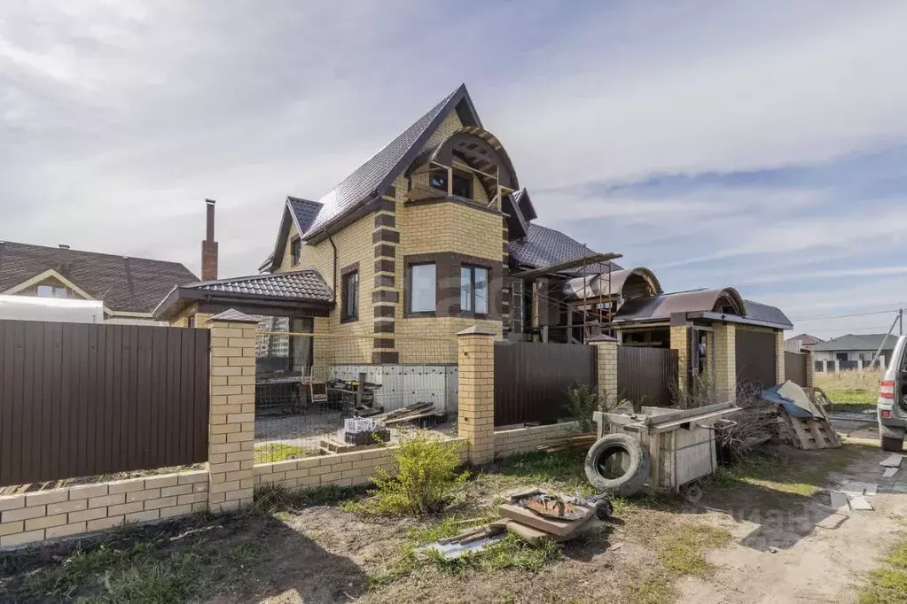 Дом в Тюменская область, Тюмень проезд Мидхата Сафиуллина (273 м) - Фото 1