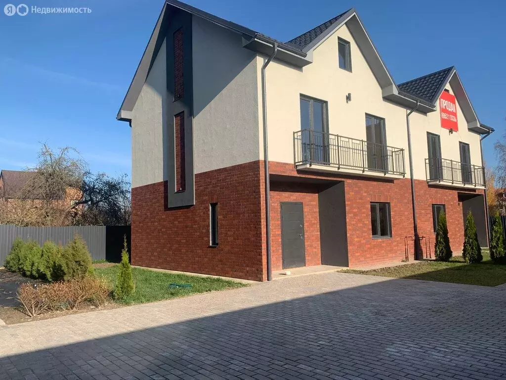 Дом в Калининград, Букетная улица (153 м) - Фото 1