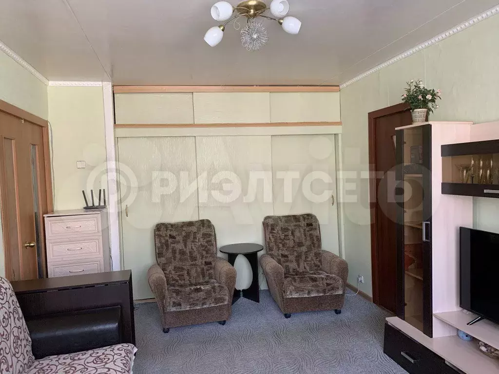 2-к. квартира, 45 м, 1/5 эт. - Фото 0