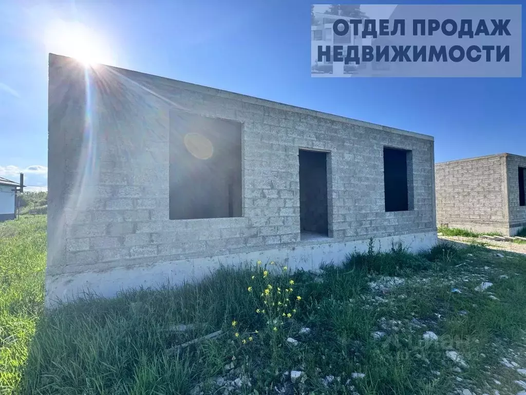 Дом в Краснодарский край, Крымск ул. Вершинина (100 м) - Фото 0