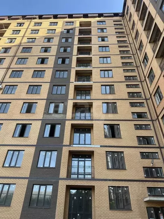 2-к кв. Дагестан, Махачкала ул. Лизы Чайкиной, 69 (64.0 м) - Фото 1