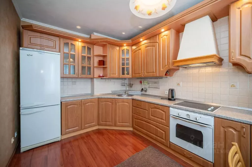 1-к кв. Свердловская область, Екатеринбург ул. Фронтовых Бригад, 7 ... - Фото 2