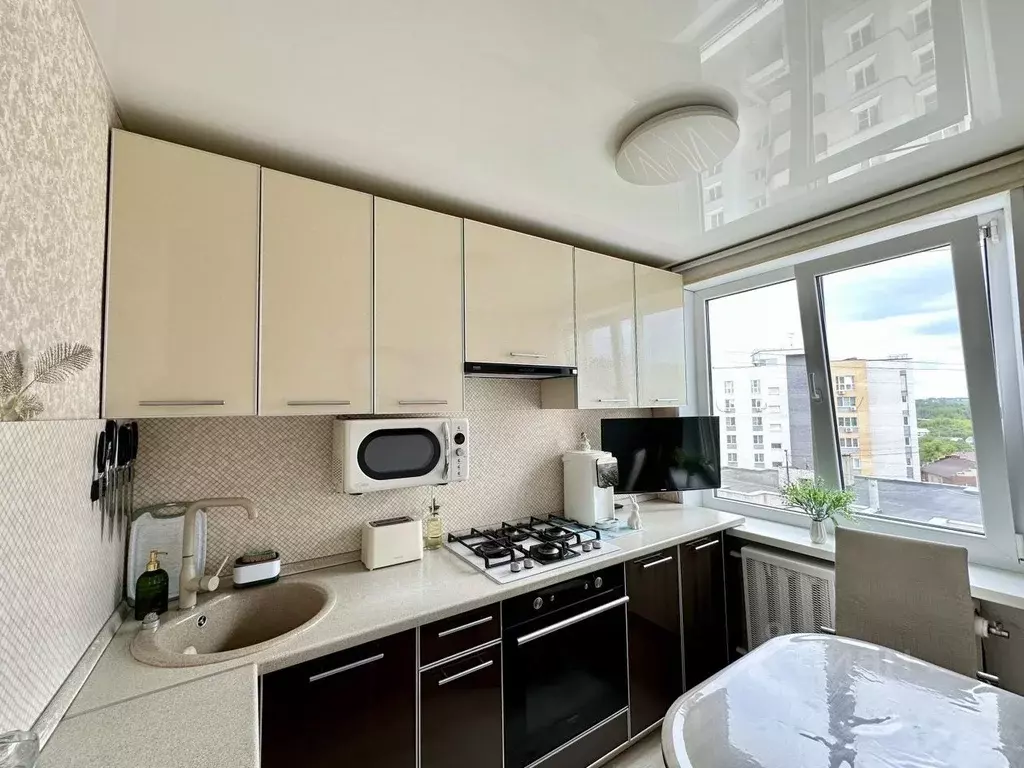 4-к кв. Нижегородская область, Кстово Полевая ул., 4 (57.0 м) - Фото 1