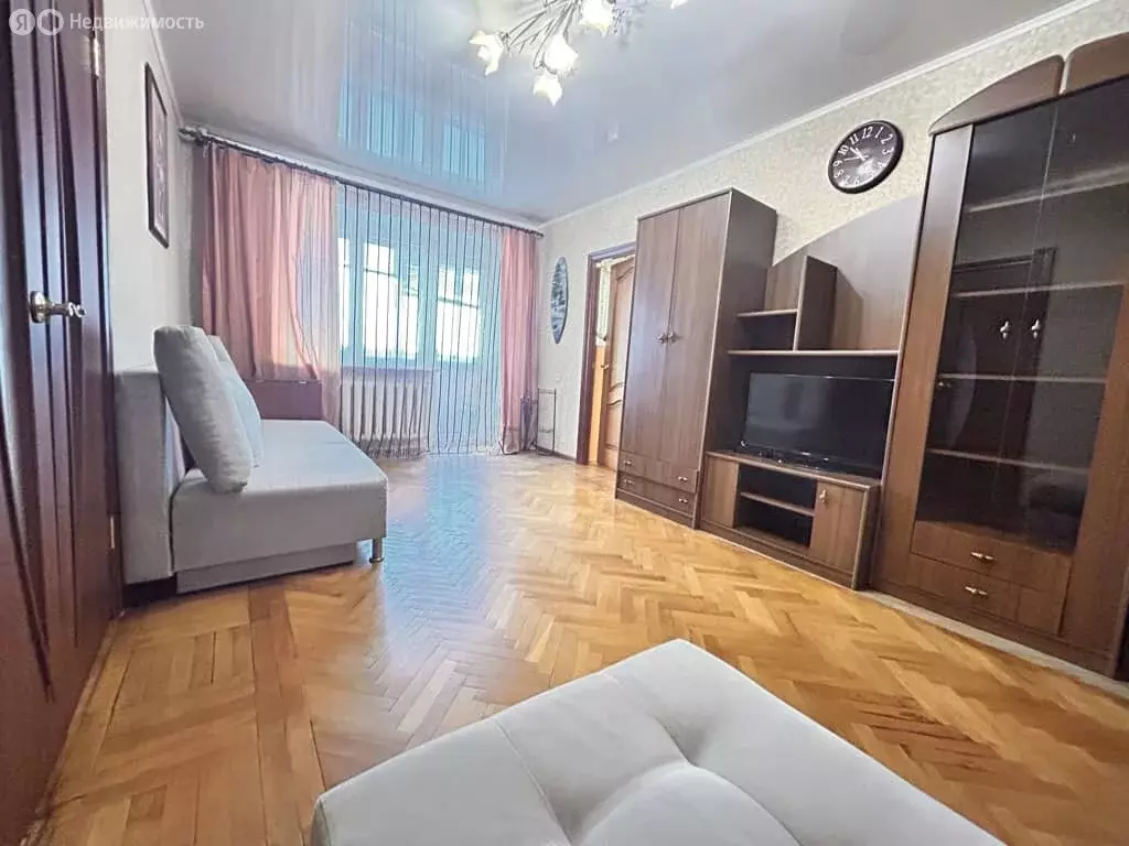 2-комнатная квартира: посёлок городского типа Некрасовский, улица ... - Фото 0