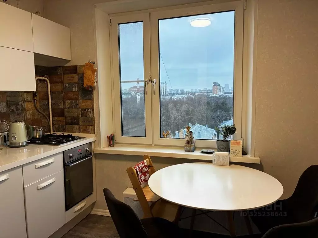 3-к кв. Москва ул. Гамалеи, 3 (64.0 м) - Фото 2