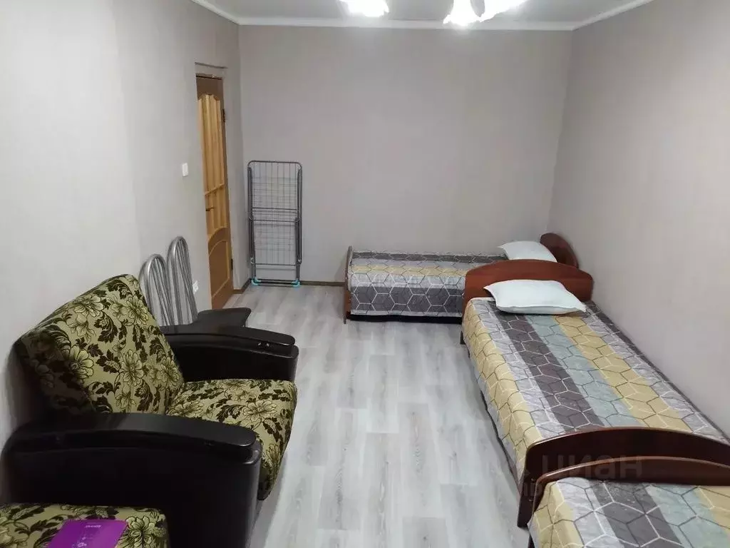 3-к кв. Свердловская область, Рефтинский пгт ул. Гагарина, 22 (70.0 м) - Фото 1