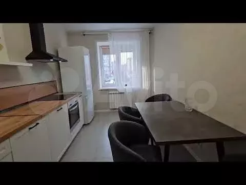 2-к. квартира, 60 м, 2/10 эт. - Фото 1