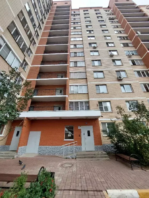 Продается 2-комнатная квартира - Фото 1