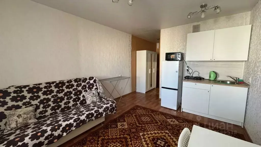 Комната Новосибирская область, Новосибирск ул. Виктора Уса, 9 (23.0 м) - Фото 2