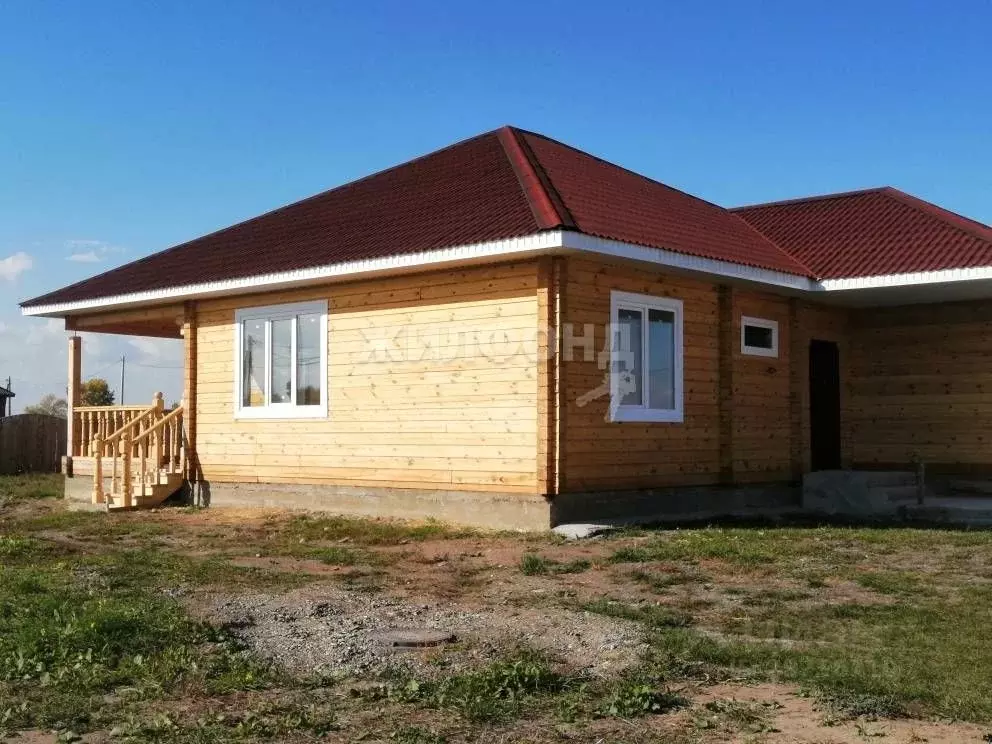 Дом в Хакасия, Усть-Абаканский район, с. Калинино ул. Ореховая (159 м) - Фото 1