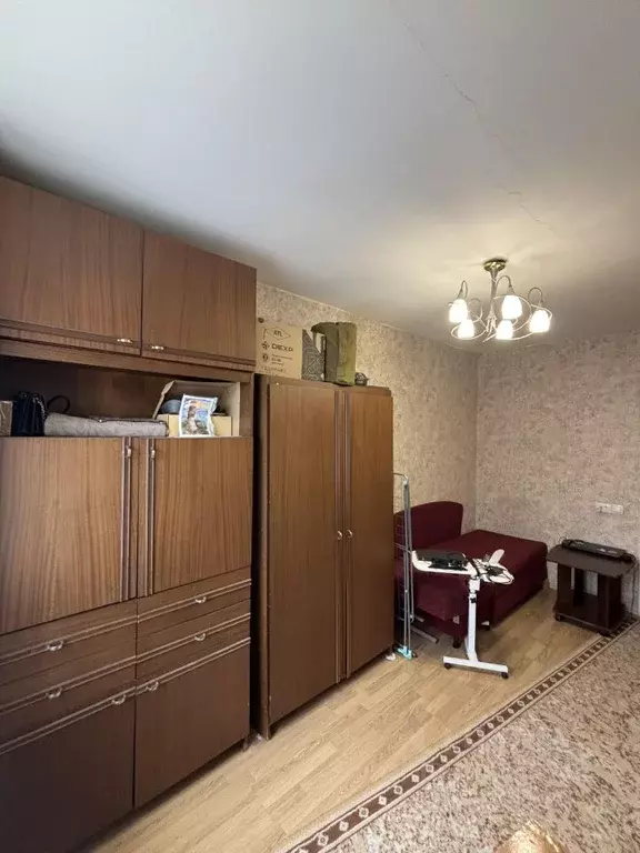 Комната Свердловская область, Екатеринбург ул. 8 Марта, 61 (10.0 м) - Фото 2