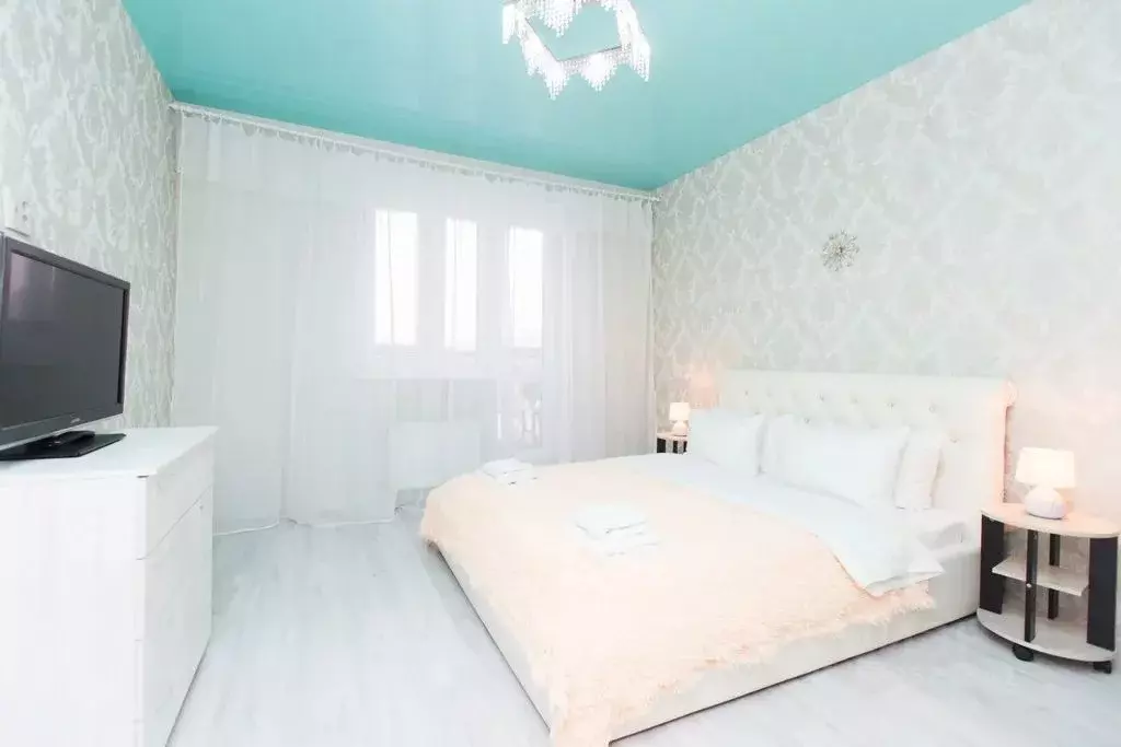 2-к кв. Челябинская область, Челябинск ул. Чичерина, 38В (56.0 м) - Фото 1