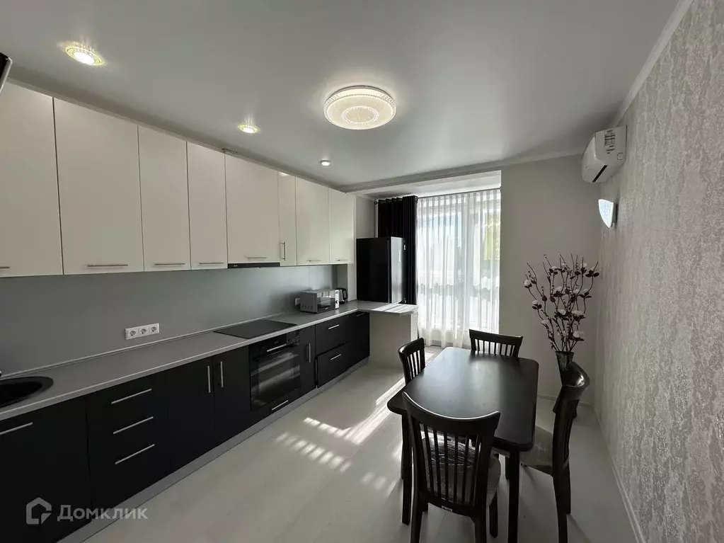 Продаётся 2-к квартира, 70 м - Фото 0