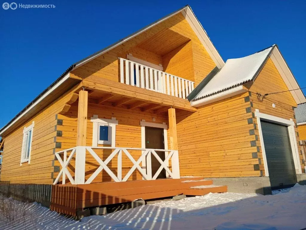 Дом в село Урик, Светлая улица, 22 (210 м) - Фото 1