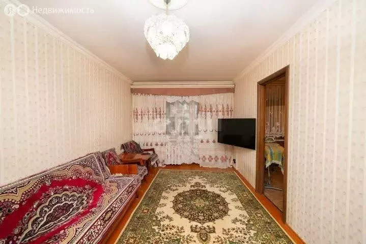 3-комнатная квартира: Курган, улица Коли Мяготина, 87 (56 м) - Фото 1