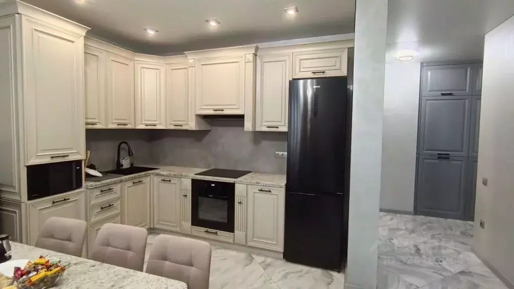 2-к кв. Курская область, Курск просп. Вячеслава Клыкова, 9Б (73.4 м) - Фото 1