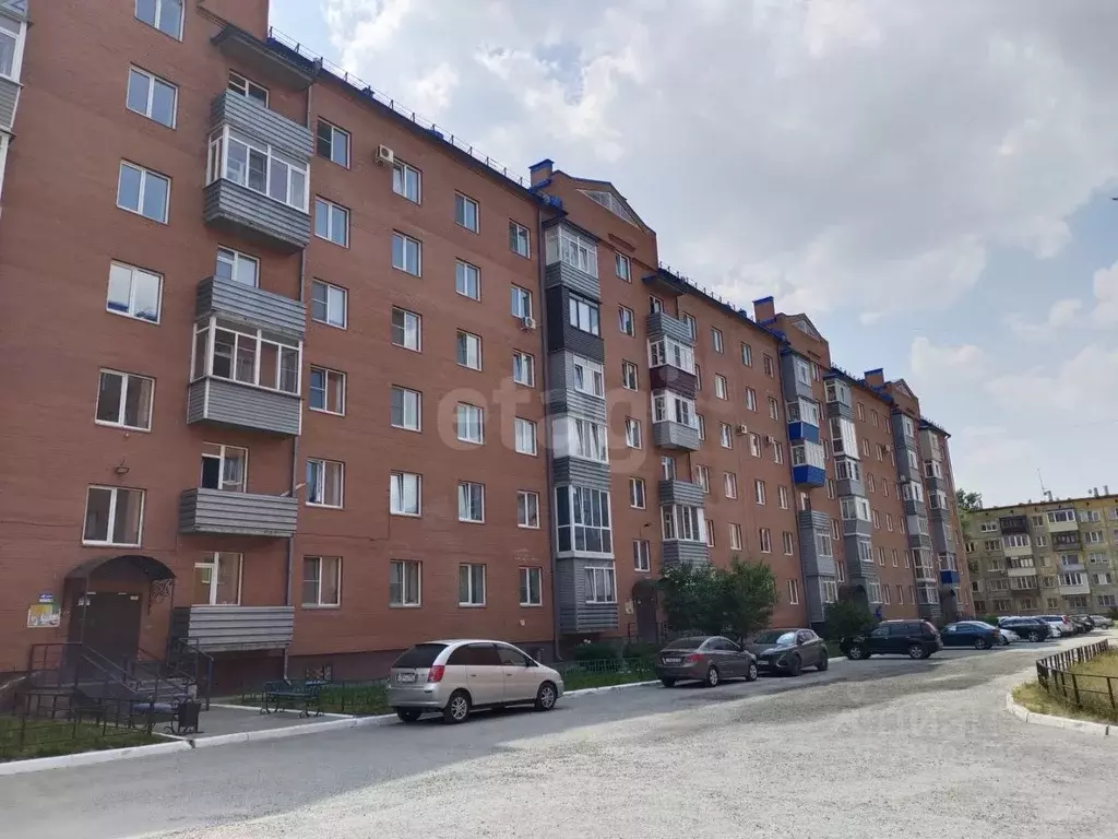 2-к кв. Алтайский край, Бийск ул. Михаила Фрунзе, 1 (52.5 м) - Фото 2