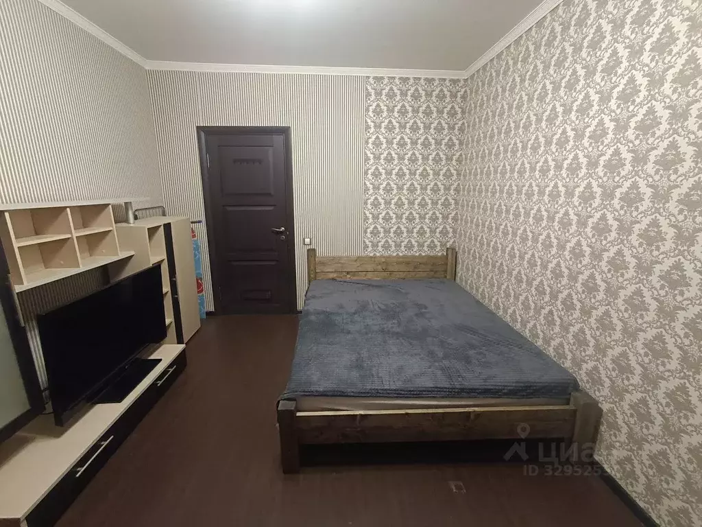 Комната Москва ул. Бусиновская Горка, 11К1 - Фото 1