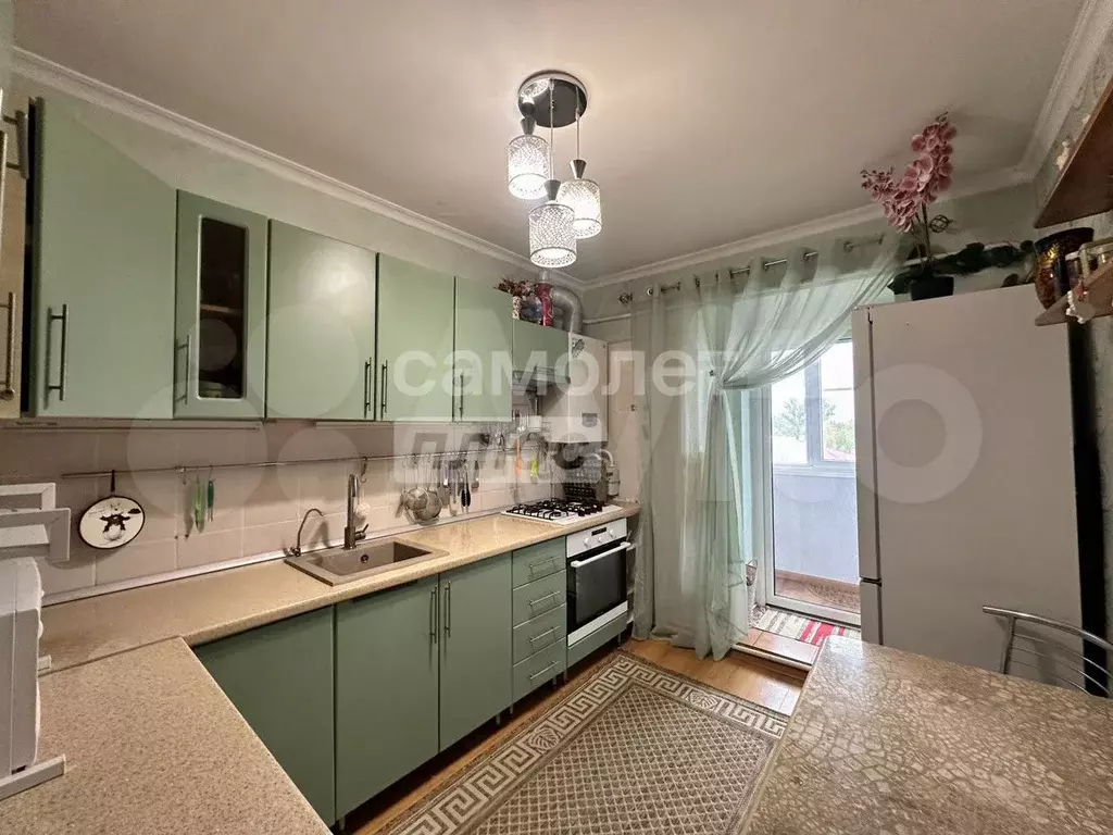 3-к. квартира, 58 м, 5/5 эт. - Фото 1