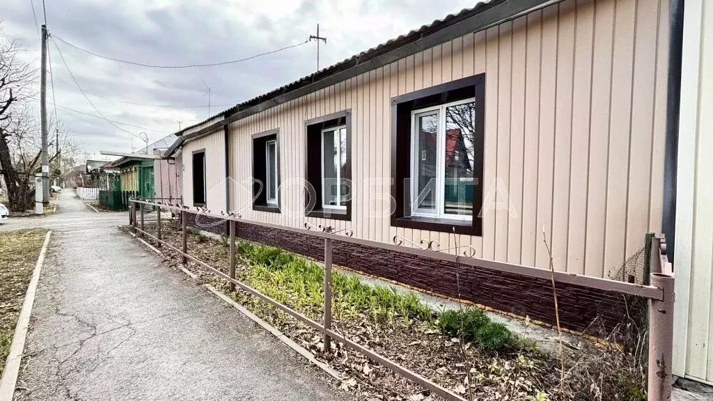 Дом в Тюменская область, Тюмень ул. Механизаторов, 54 (94 м) - Фото 0