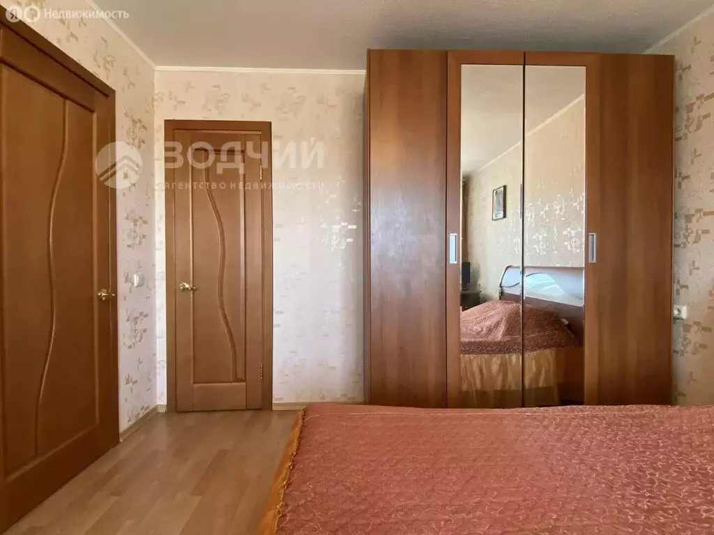 3-комнатная квартира: Чебоксары, улица Энтузиастов, 34 (84 м) - Фото 1