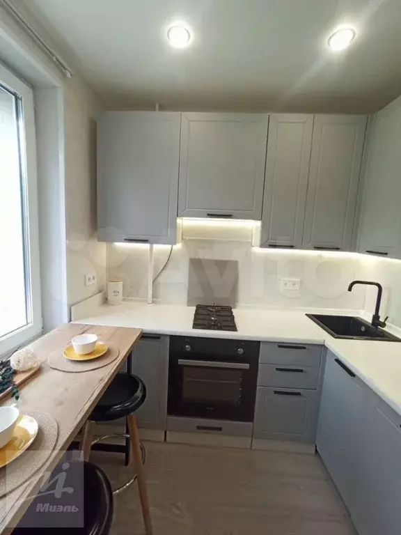 3-к. квартира, 58,4 м, 5/9 эт. - Фото 0