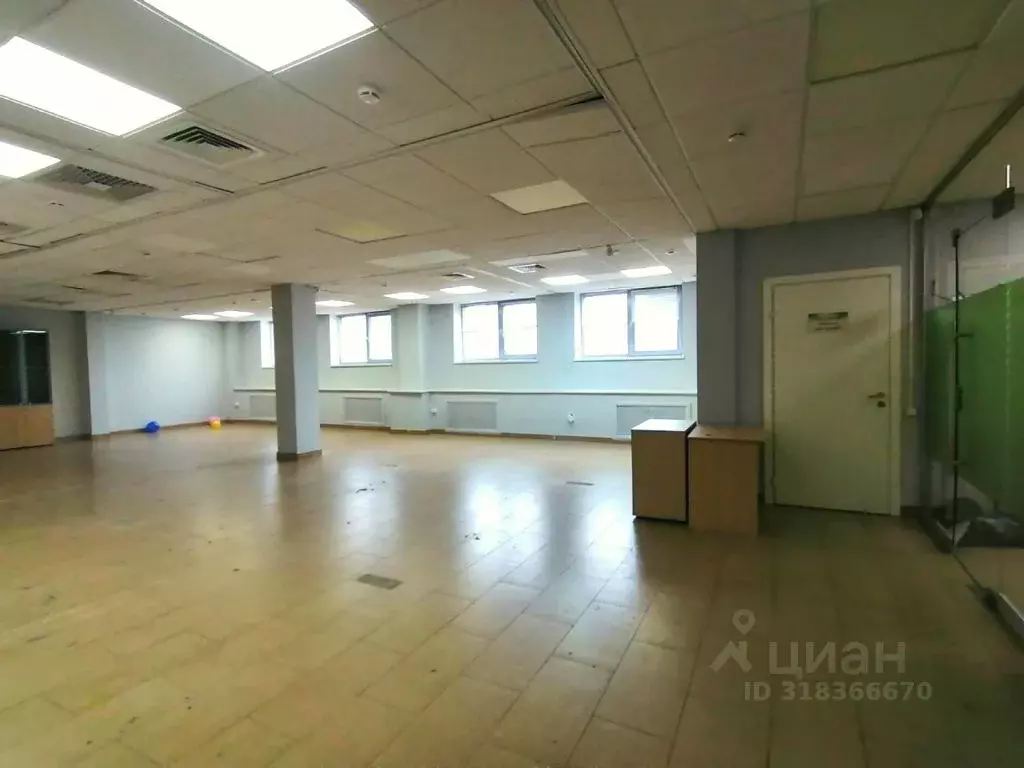 Помещение свободного назначения в Пензенская область, Пенза просп. ... - Фото 1