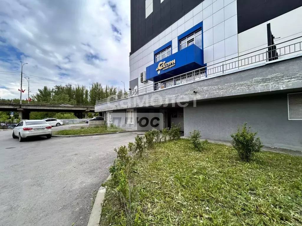 Помещение свободного назначения в Пензенская область, Пенза просп. ... - Фото 2